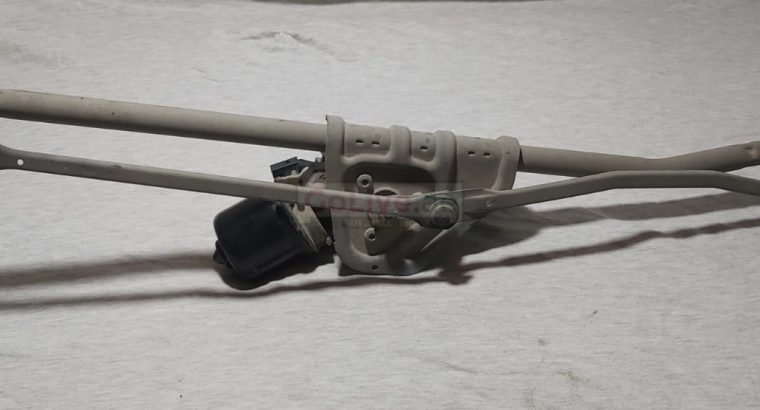 MINI COOPER 2007 TO 2015 WINDSHIELD WIPER MOTOR PART NO 54126867 ( MINI COOPER GENUINE USED PARTS )