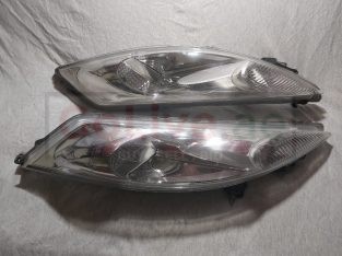 NISSAN JUKE 2011 TO 2015 HEADLIGHT RIGHT & LEFT PART NO E414492 ( NISSAN GENUINE USED PARTS )