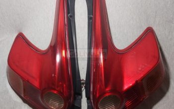 NISSAN JUKE 2015 TO 2017 REAR LIGHTS RIGHT & LEFT PART NO 265503YM2B/265553YM2B ( NISSAN GENUINE USED PARTS )