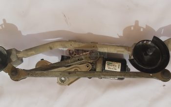 NISSAN JUKE 2014 TO 2017 FRONT WIPER MOTOR PART NO 288001KAOC ( NISSAN GENUINE USED PARTS )