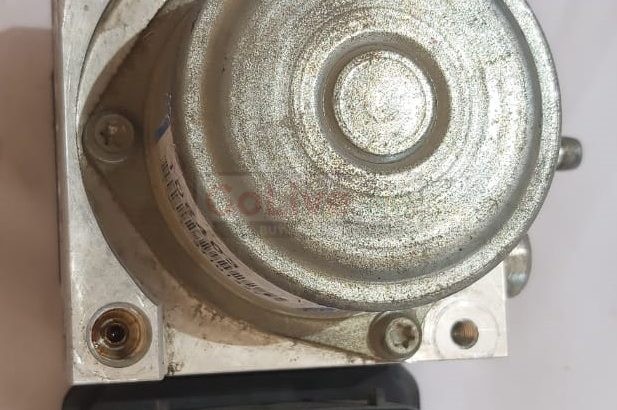 NISSAN JUKE QUEST XTRAIL 2011 TO 2017 ABS PUMP PART NO TD8403 ( NISSAN GENUINE USED PARTS )