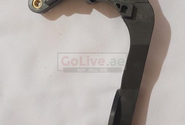 NISSAN JUKE 2014 TO 2017 GAS ACCELERATOR PEDAL PART NO 180021KMOA ( NISSAN GENUINE USED PARTS )