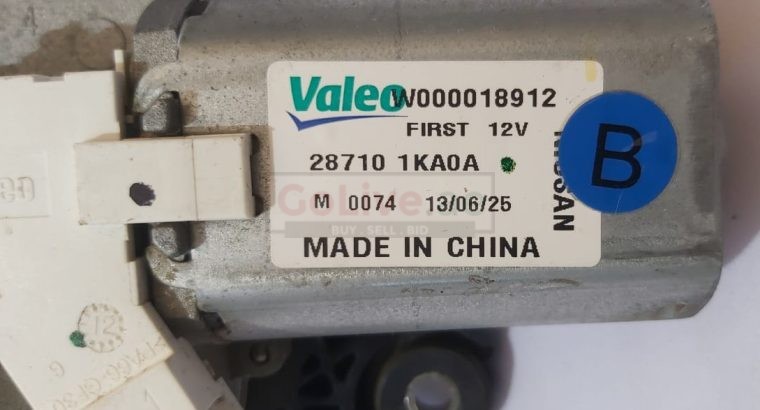 NISSAN JUKE 2014 TO 2017 REAR WIPER MOTOR PART NO 287101KAOA ( NISSAN GENUINE USED PARTS )
