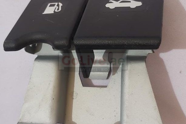 NISSAN JUKE 2015 TO 2017 HOOD RELEASE HANDLE PART NO 656222FP0A ( NISSAN GENUINE USED PARTS )