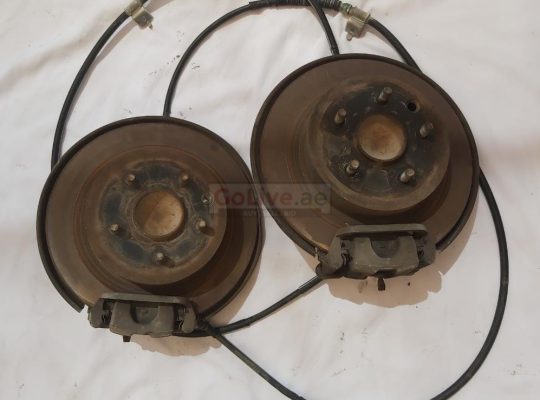 NISSAN JUKE 2014 TO 2017 REAR KNUCKLES RIGHT and LEFT PART NO 555011KD0A/555021KD0A ( NISSAN GENUINE USED PARTS )