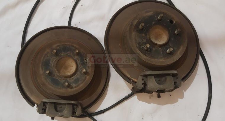 NISSAN JUKE 2014 TO 2017 REAR KNUCKLES RIGHT and LEFT PART NO 555011KD0A/555021KD0A ( NISSAN GENUINE USED PARTS )