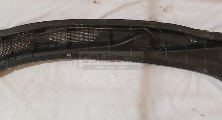 NISSAN JUKE 2014 TO 2017 WINDSHIELD COVER PART NO 668621KA0C ( NISSAN GENUINE USED PARTS )