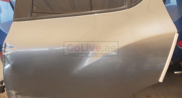 NISSAN JUKE 2010 TO 2017 REAR DOOR LEFT PART NO H210A1KAMA ( NISSAN GENUINE USED PARTS )