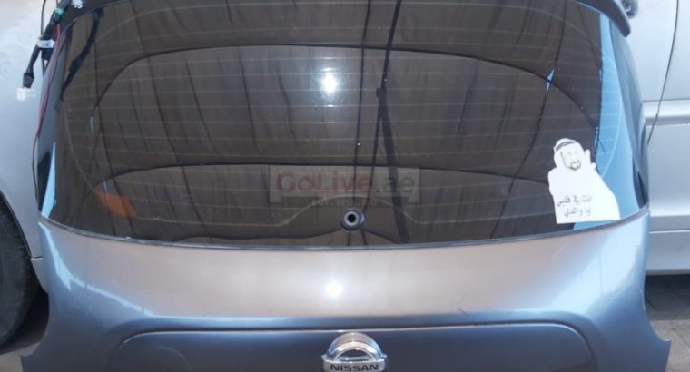 NISSAN JUKE 2015 TO 2017 BACK HOOD/TRUCK PART NO K010M3YWAB ( NISSAN GENUINE USED PARTS )