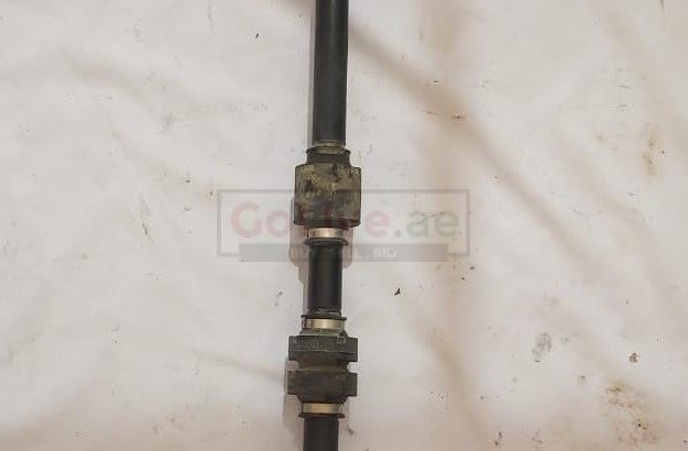NISSAN JUKE 2015 TO 2017 FRONT RIGHT AXLE PART NO 392685U007 ( NISSAN GENUINE USED PARTS )