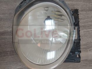 NISSAN JUKE 2015 TO 2017 RIGHT HEADLIGHT PART NO 260103YM2A ( NISSAN GENUINE USED PARTS )