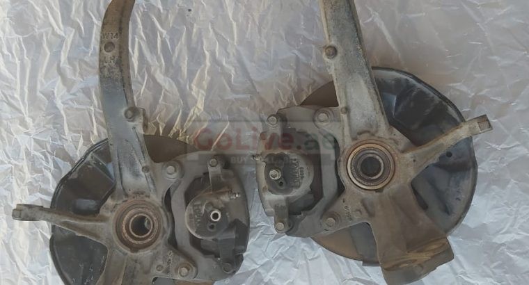 FORD FUSION 2010 TO 2012 FRONT RIGHT and LEFT KNUCKLE PART NO BE5Z3K185A/BE5Z3K186A ( FORD GENUINE USED PARTS )