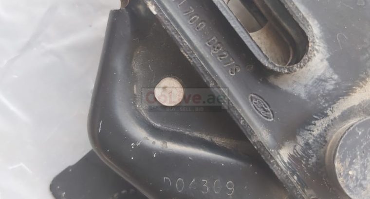 FORD FUSION 2010 T0 2012 HOOD LOCK/LATCH PART NO AE5Z16700D ( FORD GENUINE USED PART )