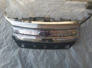 FORD FUSION 2010 TO 2012 FRONT CHROME GRILL & FRAME MOUNT PART NO AE538A164BB ( FORD GENUINE USED PARTS )