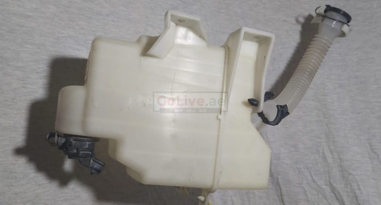 Ford Fusion 2006 TO 2017 Windshield Washer Bottle With Pump PART NO 6E5317664AA/ 7E5317618AA ( FORD GENUINE USED PARTS )