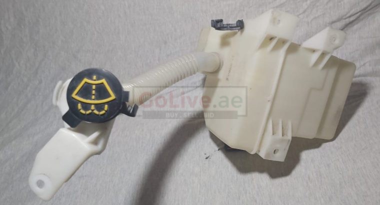 Ford Fusion 2006 TO 2017 Windshield Washer Bottle With Pump PART NO 6E5317664AA/ 7E5317618AA ( FORD GENUINE USED PARTS )