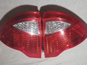 FORD FUSION 2010 TO 2012 TAIL LIGHTS RIGHT & LEFT PART NOS 9E5313B504A/9E5313B505A ( FORD GENUINE USED PARTS )