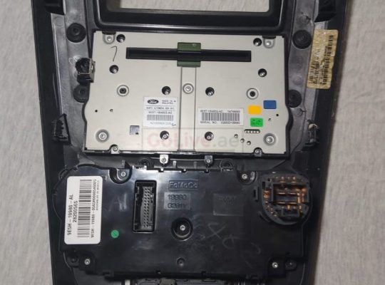 FORD FUSION 2010 TO 2012 CLIMATE DASH CONTROL and RADIO DASH CONTROL PART NO 9E5H19980AL/AE535404302A ( FORD GENUINE USED PARTS )