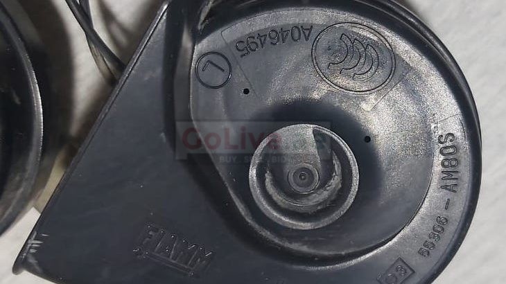 FORD FUSION HORN PART NO AM80S55306 ( FORD GENUINE USED PARTS )