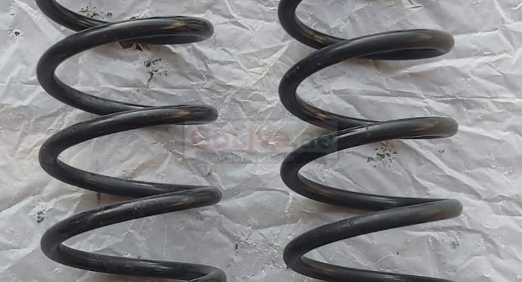 FORD FUSION 2009 TO 2012 COIL SPRING RIGHT and LEFT PART NO AE5Z-5560-G ( FORD GENUINE USED PARTS )