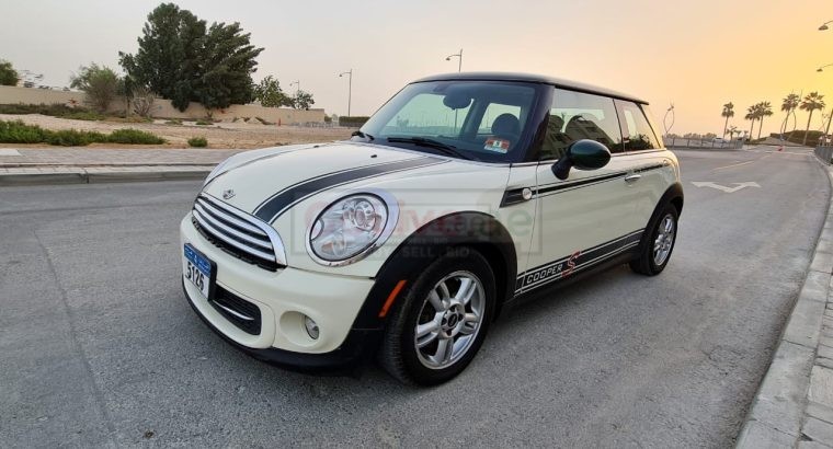 MINI COOPER CLUBMAN 2013 FOR SALE
