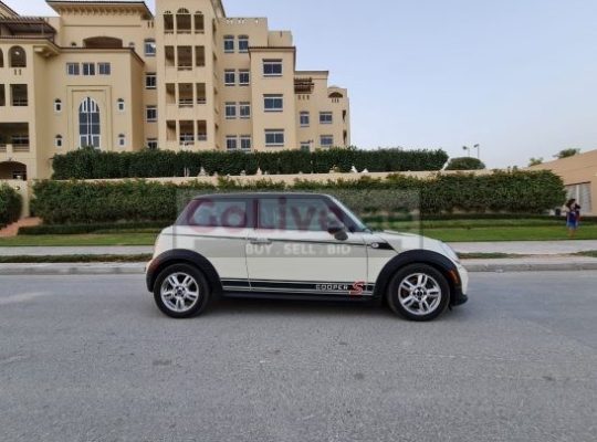 MINI COOPER CLUBMAN 2013 FOR SALE