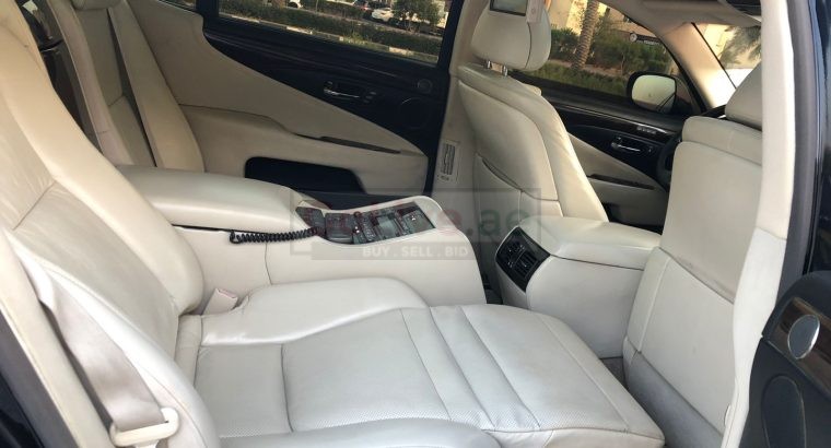 LEXUS LS600HL HYBRID 2008 FULL ULTRA VERSION PERFECT CONDITION FOR SALE AED 29,000