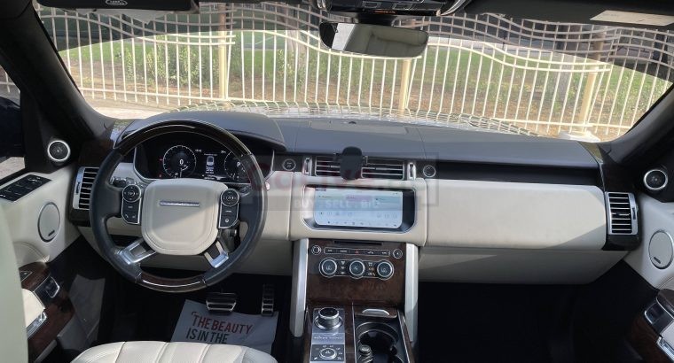 Range Rover Vogue Supercharged 2017 – Excellent Condition