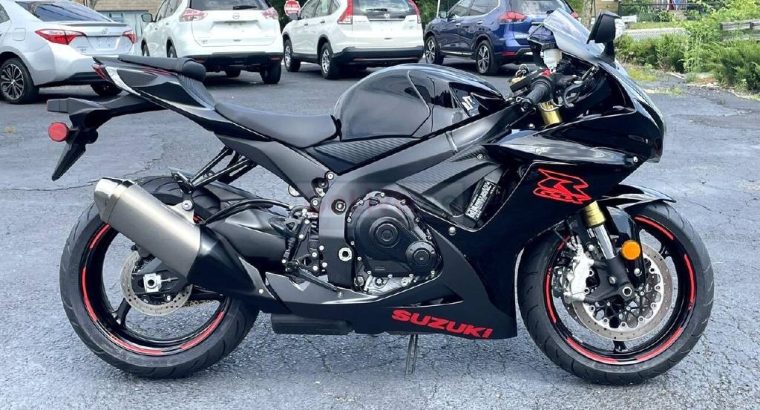 2019 Suzuki gsx r750cc available for sale