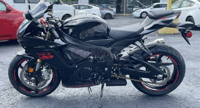 2019 Suzuki gsx r750cc available for sale