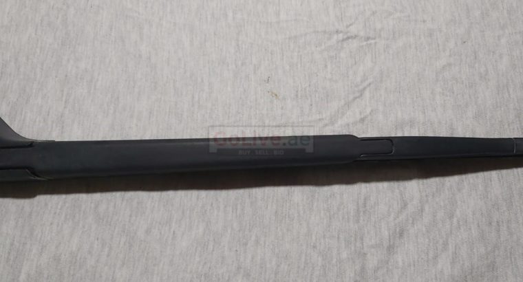 FORD FOCUS 2004 TO 2010 REAR WIPER PART NO 4N51T04178AC ( FORD GENUINE USED PARTS )