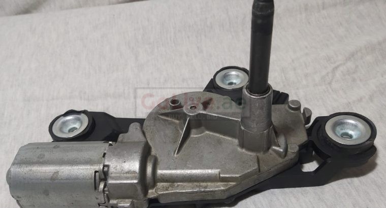 FORD FOCUS 2006 TO 2015 REAR WIPER MOTOR PART NO 3M51R17K441AF ( FORD GENUINE USED PARTS )