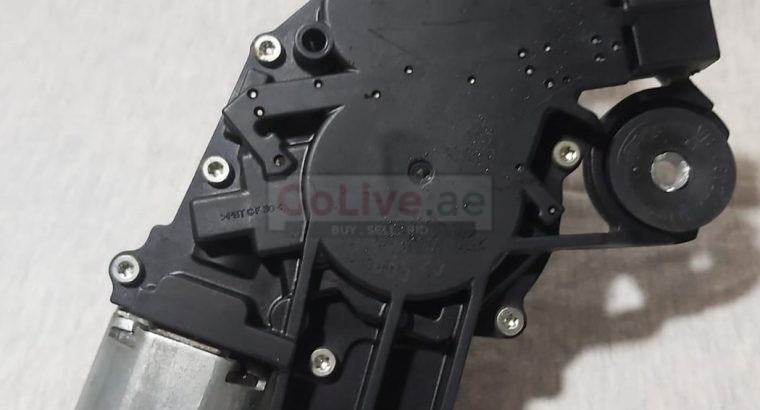 FORD FOCUS 2006 TO 2015 REAR WIPER MOTOR PART NO 3M51R17K441AF ( FORD GENUINE USED PARTS )