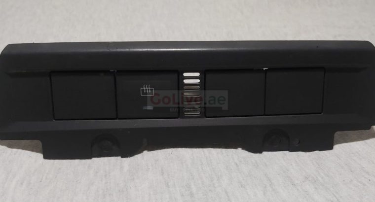 FORD FOCUS 2004 TO 2010 WINDSCREEN HEATER CONTROL PART NO 4M5113D734BC ( FORD GENUINE USED PARTS )