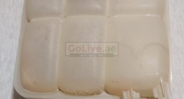 FORD FOCUS 2004 TO 2010 COOLANT EXPANSION TANK PART NO 3M5H8K218D2L4A ( FORD GENUINE USED PARTS )