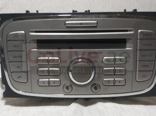 FORD FOCUS 2008 TO 2012 RADIO/CD PLAYER PART NO 8M5T18C815AA ( FORD GENUINE USED PARTS )