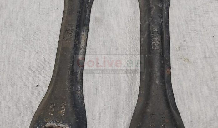 FORD FOCUS 2008 TO 2011 REAR LATERAL CONTROL ARM RIGHT and LEFT PART NO K7LRA ( FORD GENUINE USED PARTS )