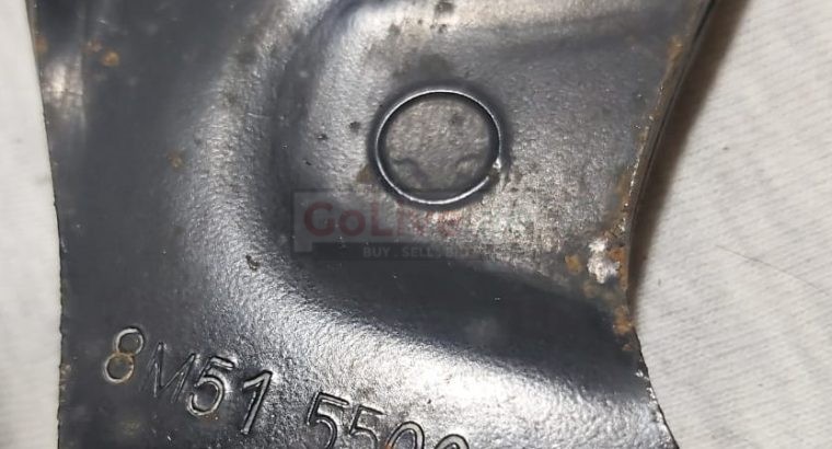 FORD FOCUS 2008 TO 2011 REAR UPPER CONTROL ARM RIGHT and LEFT PART NO 8M515500AB ( FORD GENUINE USED PARTS )