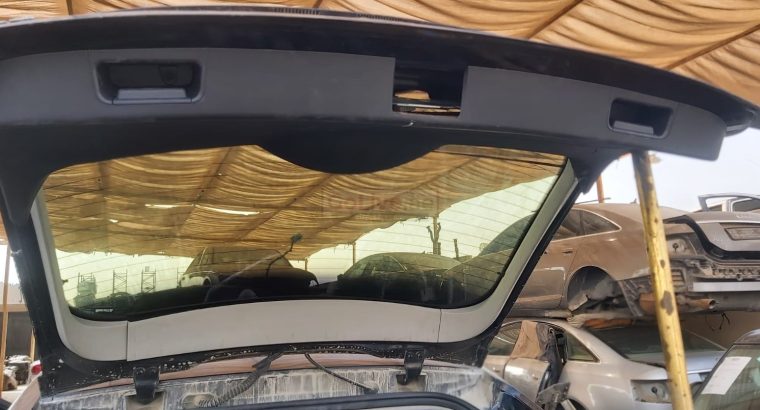 FORD FOCUS 2008 TO 2012 BACK TRUCK/HOOD PART NO 8S4Z5440110B ( FORD GENUINE USED PARTS )
