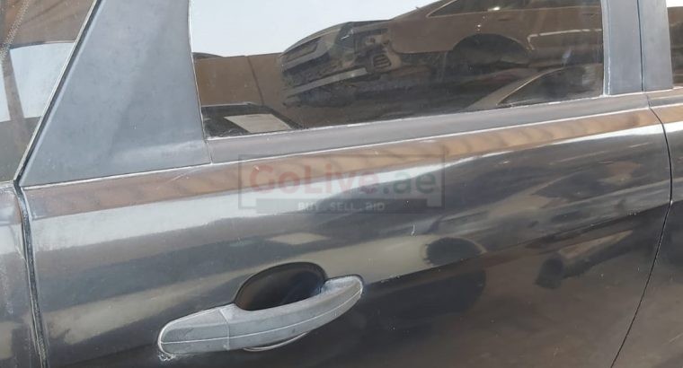 FORD FOCUS 2008 TO 2011 RIGHT REAR DOOR PART NO 8S4Z5424630A ( FORD GENUINE USED PARTS )