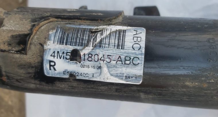 FORD FOCUS 2004 TO 2010 FRONT SHOCK ABSORBER RIGHT and LEFT PART NO 4M5118K001ABC/4M5118045ABC ( FORD GENUINE USED PARTS )