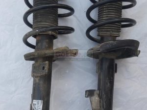 FORD FOCUS 2004 TO 2010 FRONT SHOCK ABSORBER RIGHT and LEFT PART NO 4M5118K001ABC/4M5118045ABC ( FORD GENUINE USED PARTS )