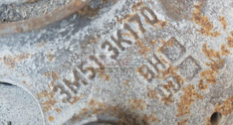 FORD FOCUS 2006 TO 2012 FRONT KNUCKLES RIGHT and LEFT PART NO 3M513K170/3M513K171 ( FORD GENUINE USED PARTS )