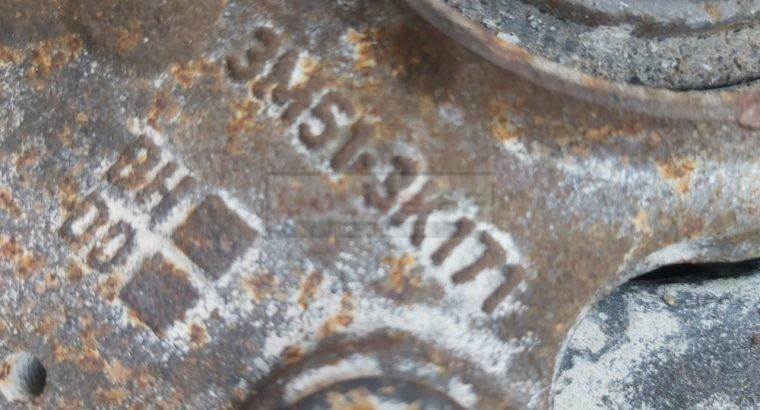 FORD FOCUS 2006 TO 2012 FRONT KNUCKLES RIGHT and LEFT PART NO 3M513K170/3M513K171 ( FORD GENUINE USED PARTS )