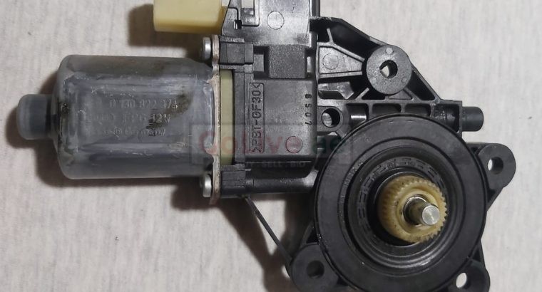 MINI COOPER 2006 TO 2012 FRONT LEFT WINDOW MOTOR PART NO 2753721A2A ( MINI COOPER GENUINE USED PARTS )