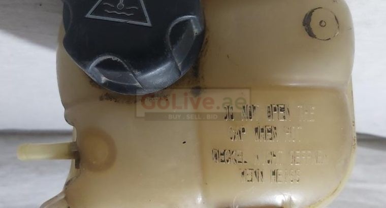 MINI COOPER 2007 TO 2011 EXPANSION TANK PART NO 11564310 ( MINI COOPER GENUINE USED PARTS )