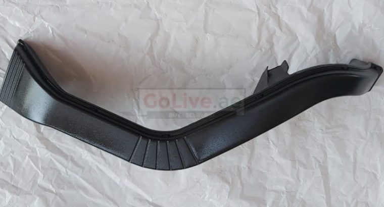 FORD FUSION 2006 TO 2010 ALTERNATOR AIR INTAKE TUBE PART NO 6E5T10C392BC ( FORD GENUINE USED PARTS )