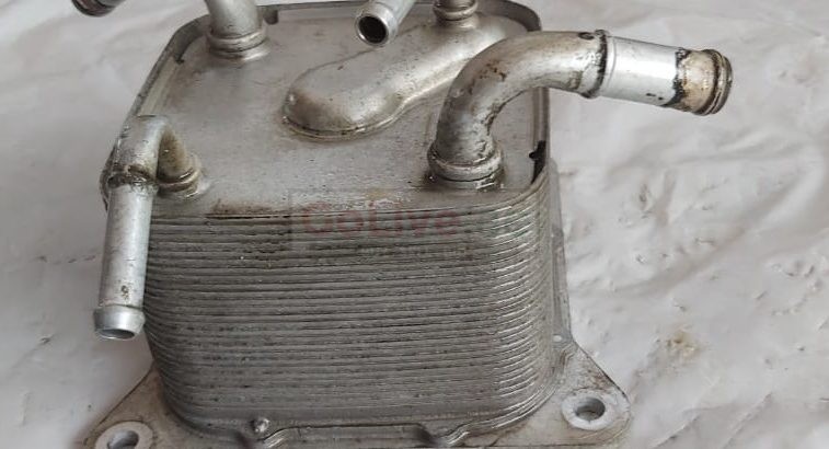 NISSAN JUKE 2013 TO 2017 OIL TRANSMISSION COOLER PART NO 216063JX0B ( NISSAN GENUINE USED PARTS )