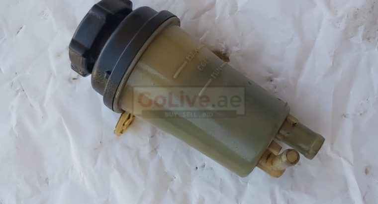 FORD FOCUS 2005 TO 2011 STEERING FLUID TANK PART NO 4M513531AD ( FORD GENUINE USED PARTS )