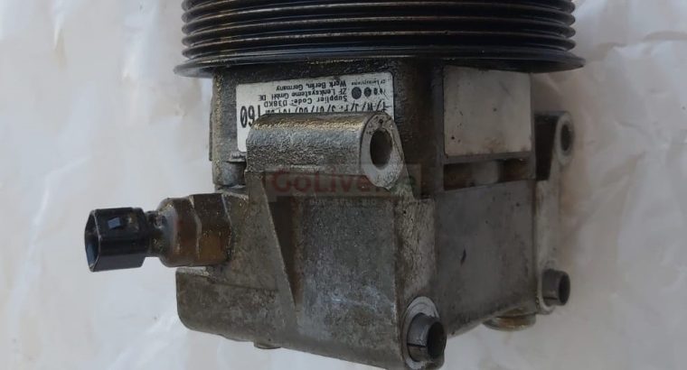FORD FOCUS 2007 TO 2011 POWER STEERING PUMP PART NO 4M513A696AE ( FORD GENUINE USED PARTS )